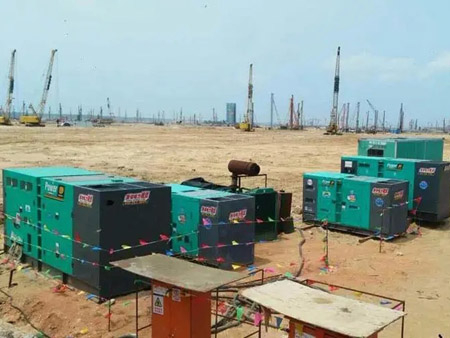 红旗柴油发电机组干式空气滤清器的维护成本高吗？