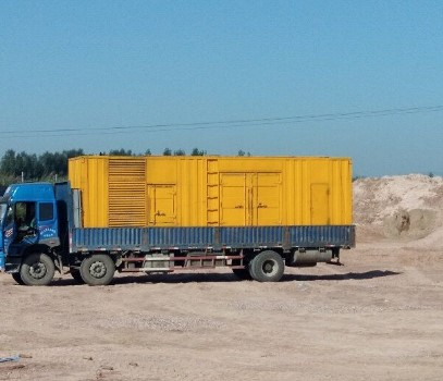 红旗海拔3000m以上地区的变压器外绝缘距离应如何确定？