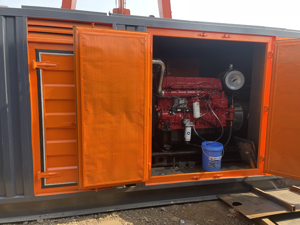 红旗柴油发电机组在高温环境下运行时需要注意哪些问题？