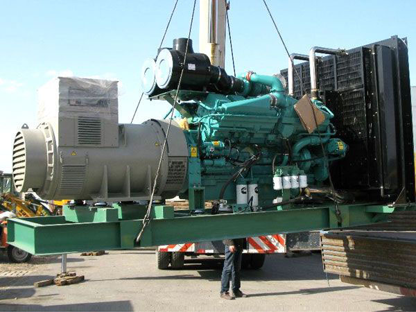 红旗冬季柴油发电机启动前,如何检查燃油标号是否适配?